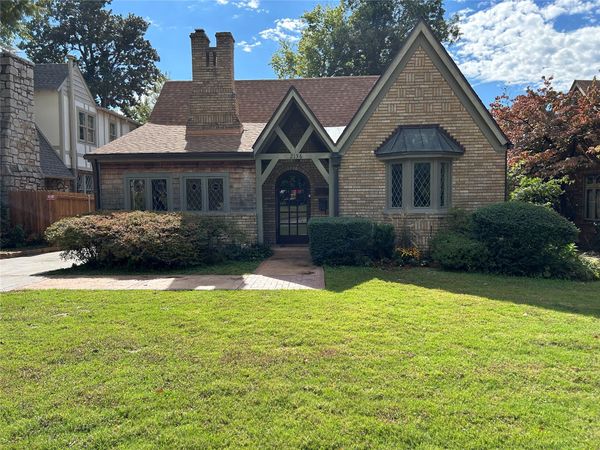 2136 E 25th Street E, Tulsa, OK 74114