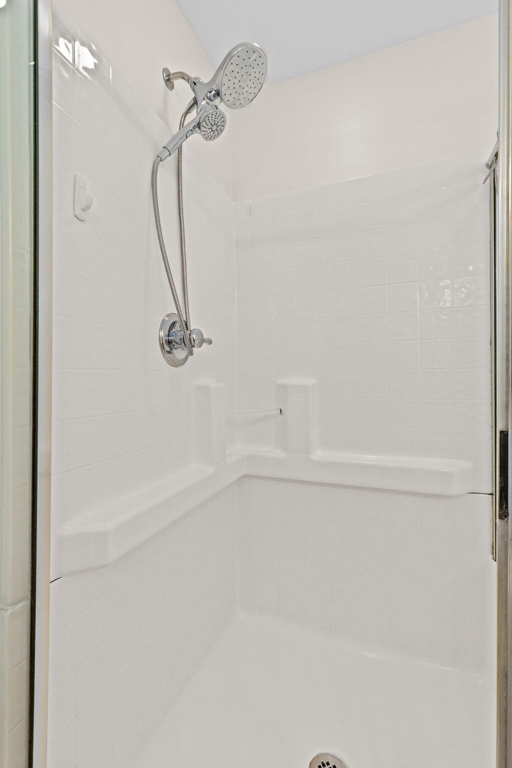 1733 Towne Street Photo 27