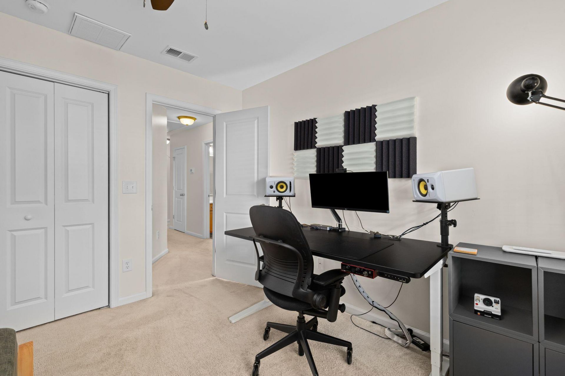 1733 Towne Street Photo 31