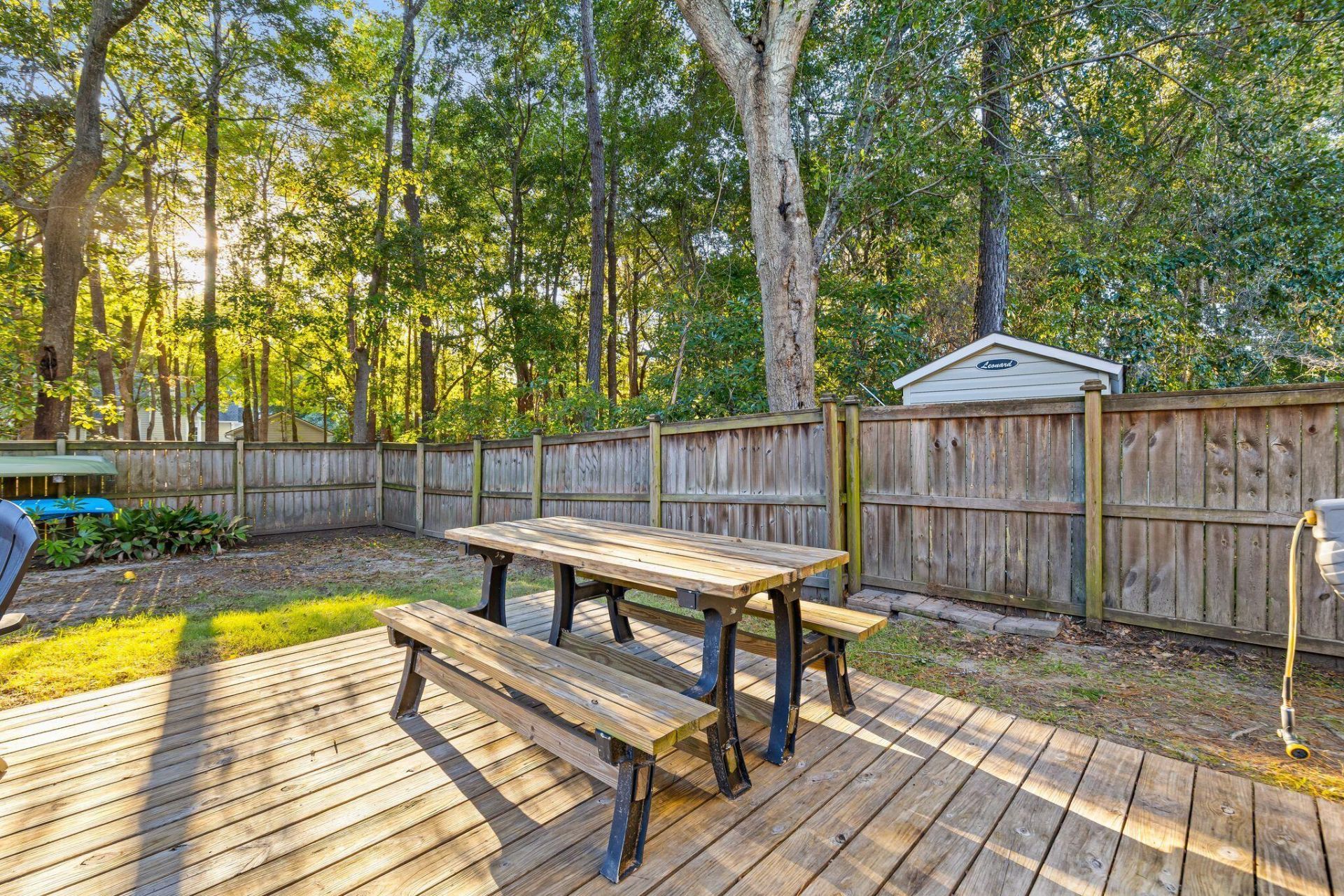 1733 Towne Street Photo 37