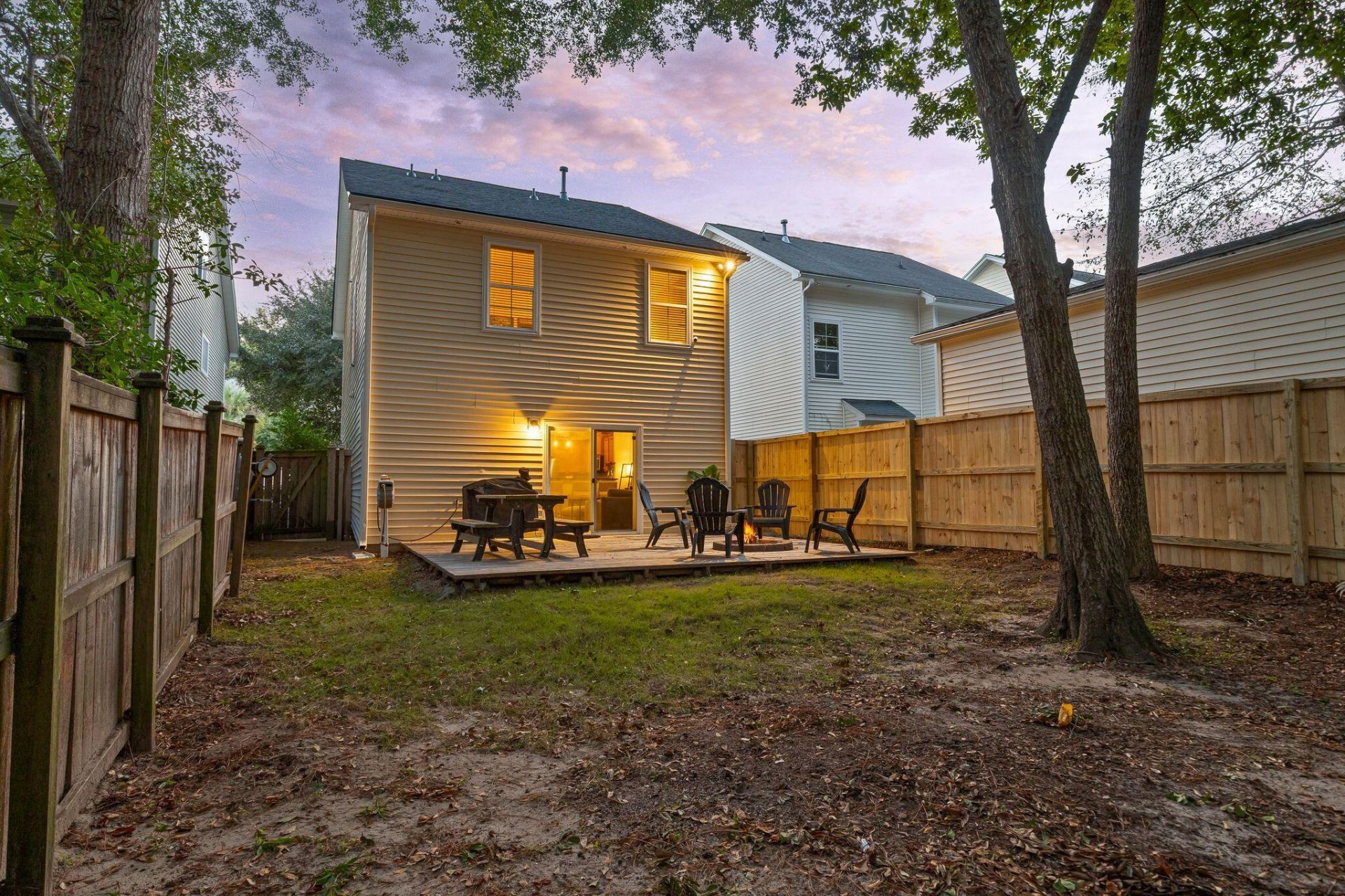 1733 Towne Street Photo 43