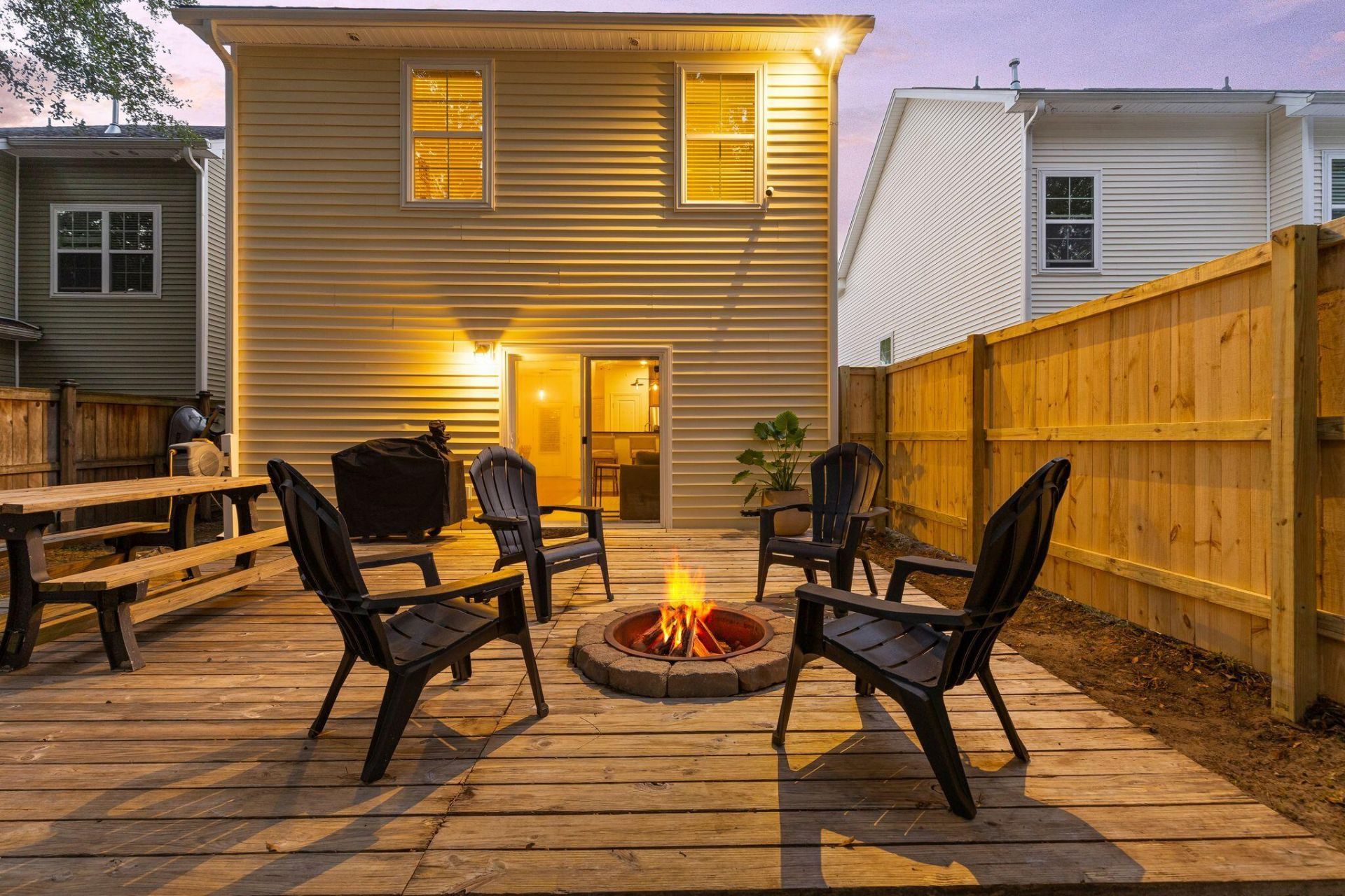 1733 Towne Street Photo 44