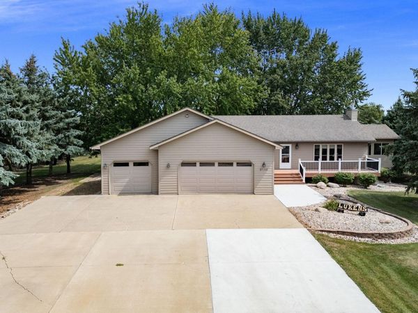 27302 Atkins Pl, Tea, SD 57064
