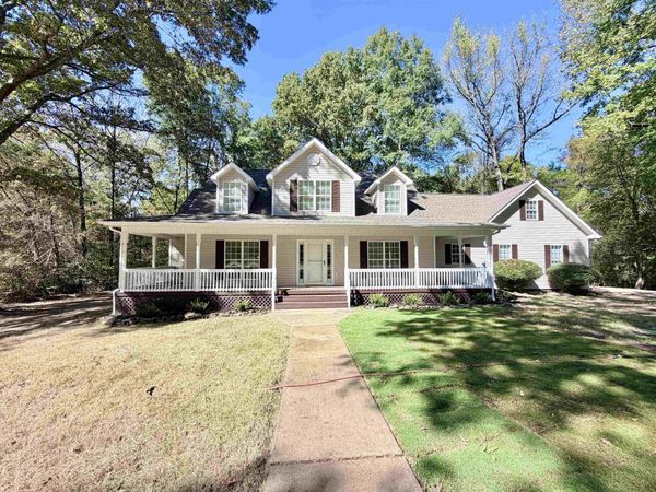 175 RIVER OAKS DR, Gallaway, TN 38049