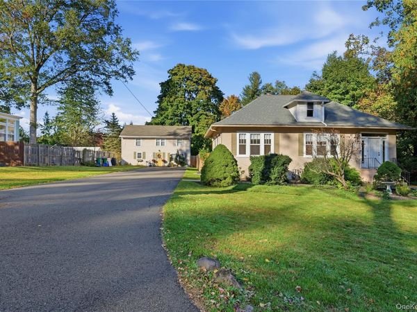 275 Maple Road , Valley Cottage, NY 10989