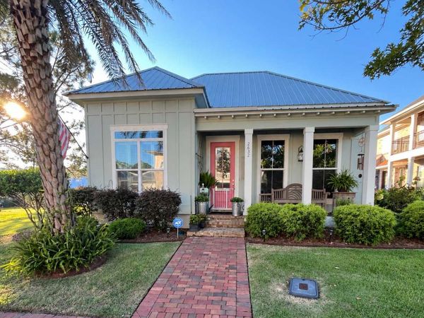 2632 Arcadia Street, Gulf Shores, AL 36542