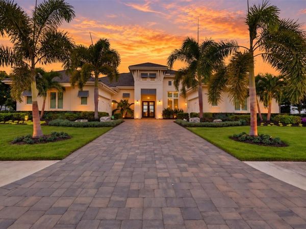 17015 CLEARLAKE AVENUE, LAKEWOOD RANCH, FL 34202