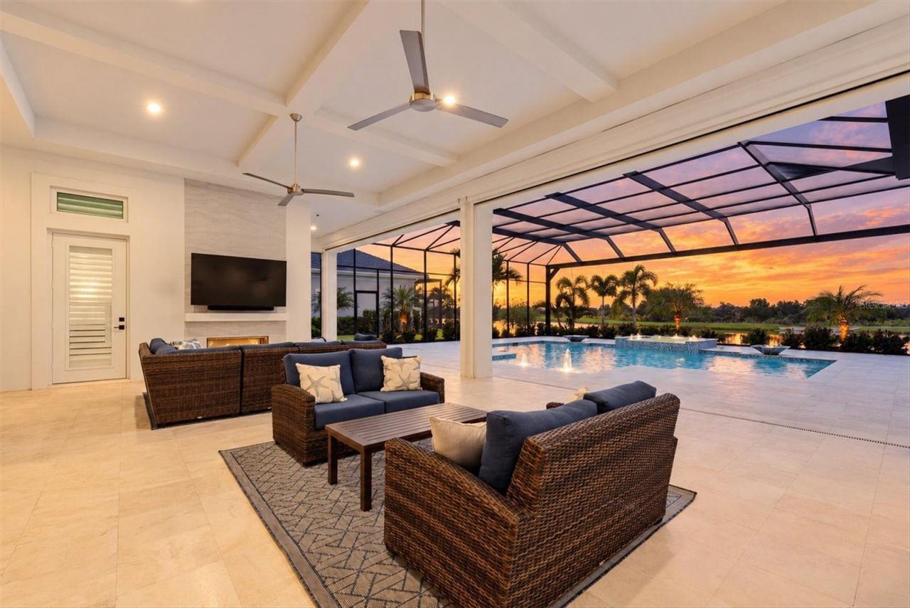 17015 Clearlake Avenue, Lakewood Ranch, FL 34202 Photo