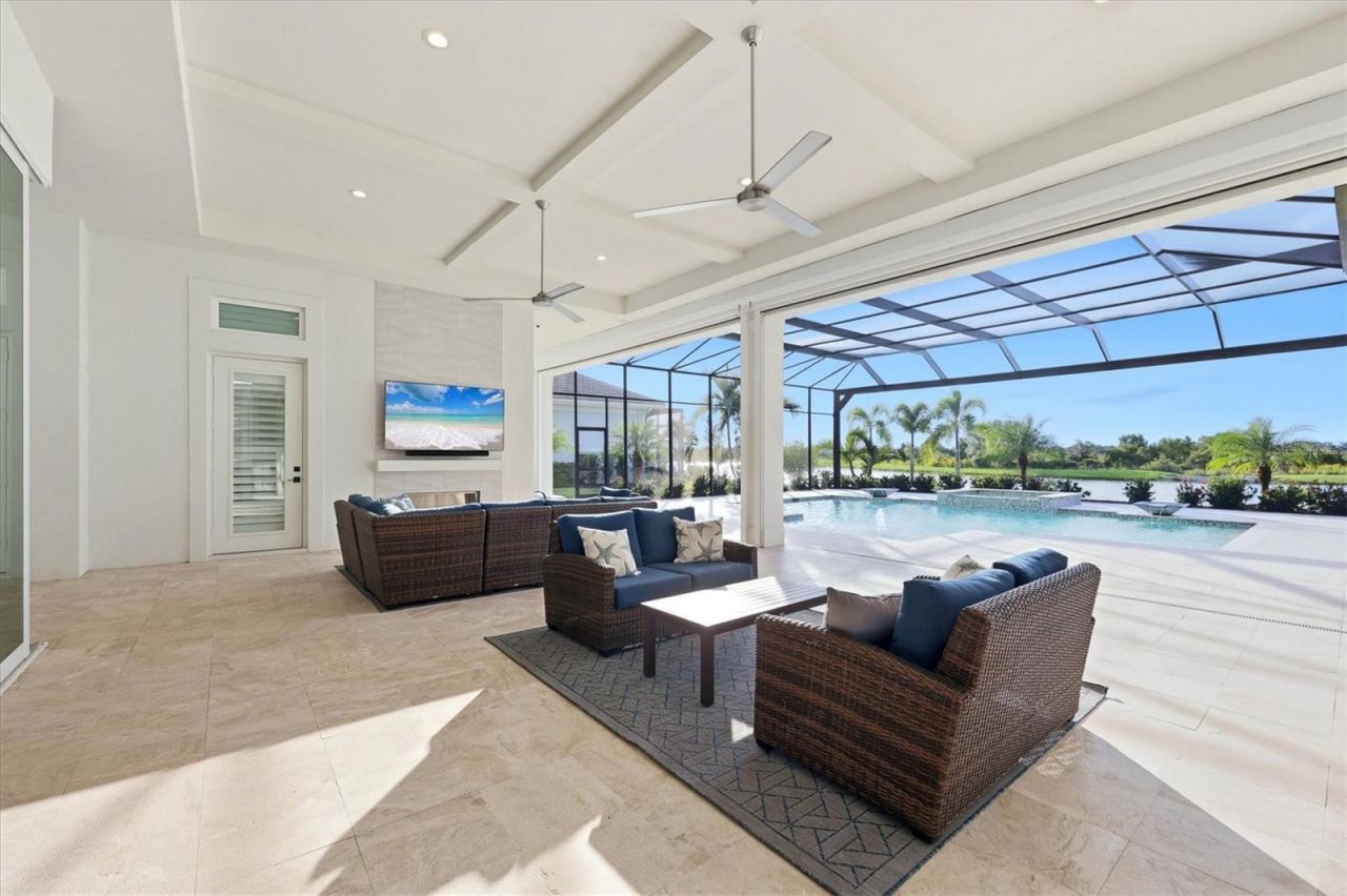 17015 Clearlake Avenue, Lakewood Ranch, FL 34202 Photo