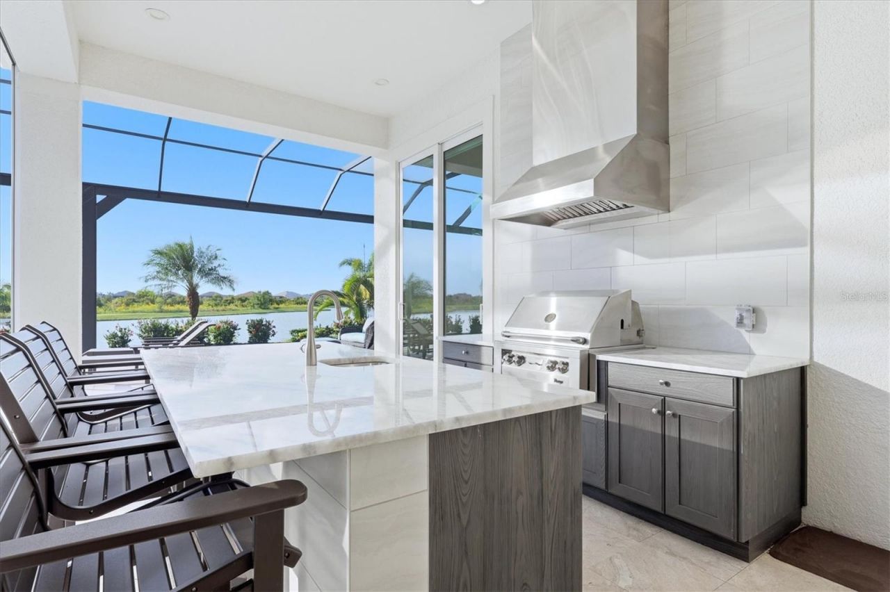 17015 Clearlake Avenue, Lakewood Ranch, FL 34202 Photo