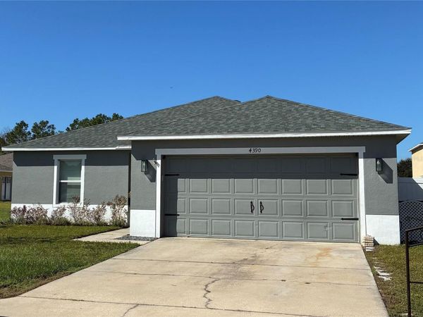 4390 SUN CENTER RD , MULBERRY, FL 33860