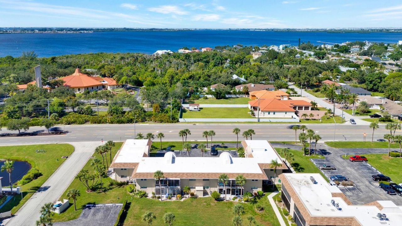 2727 75th Street W, Unit 7A15, Bradenton, FL 34209 Photo