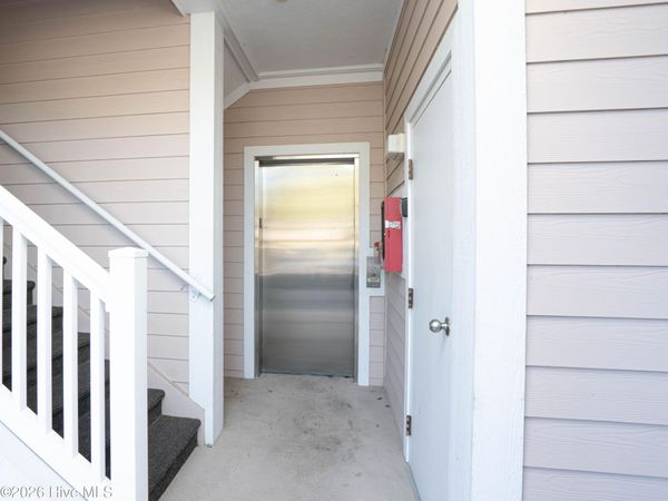 186 Clubhouse Road , Unit Apt 4, Sunset Beach, NC 28468