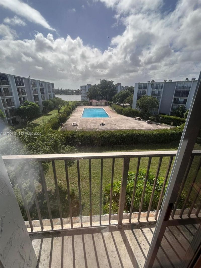 8620 N Sherman Cir , Unit 403, Miramar, FL 33025 Photo