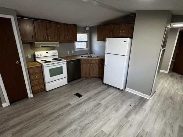 5472 Coventry Ave, Pensacola, FL 32526