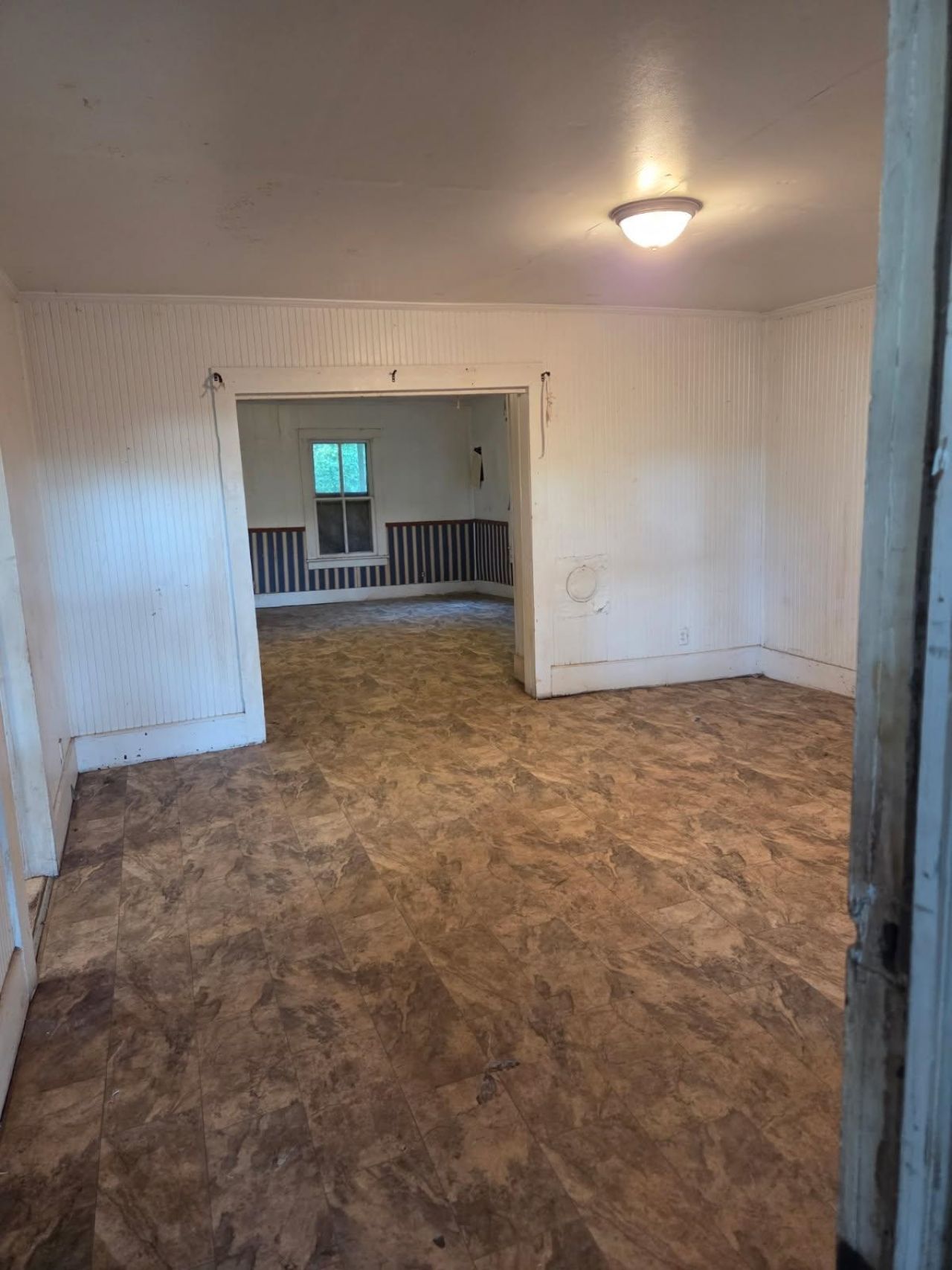 320 S Kaminski St. Photo 6