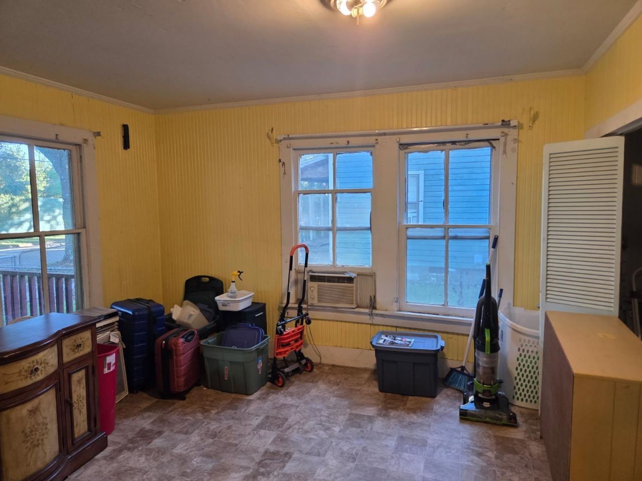 320 S Kaminski St. Photo 8