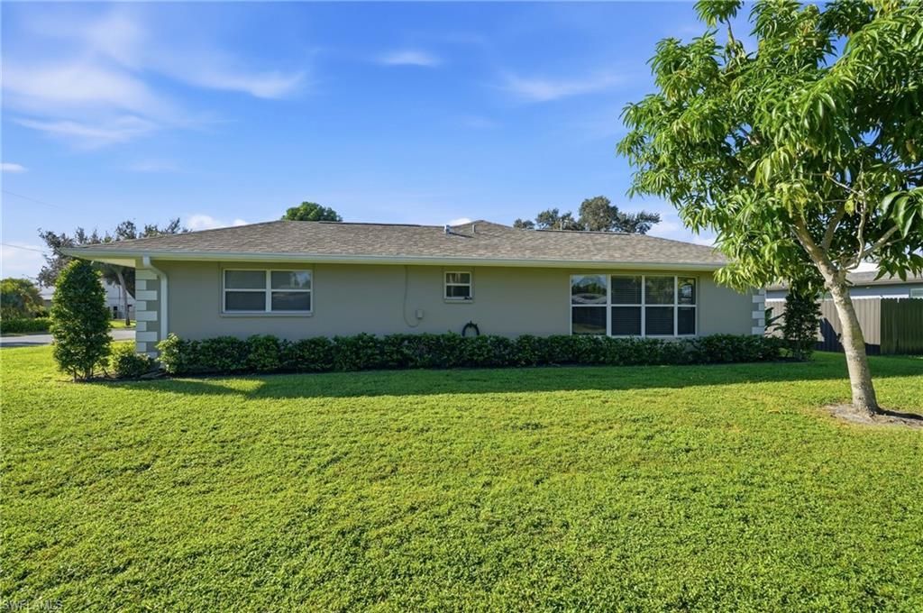 5654 Natoma Dr , Fort Myers, FL 33919 Photo