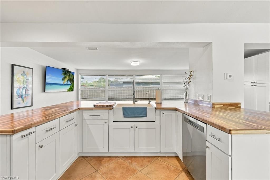 5654 Natoma Dr , Fort Myers, FL 33919 Photo