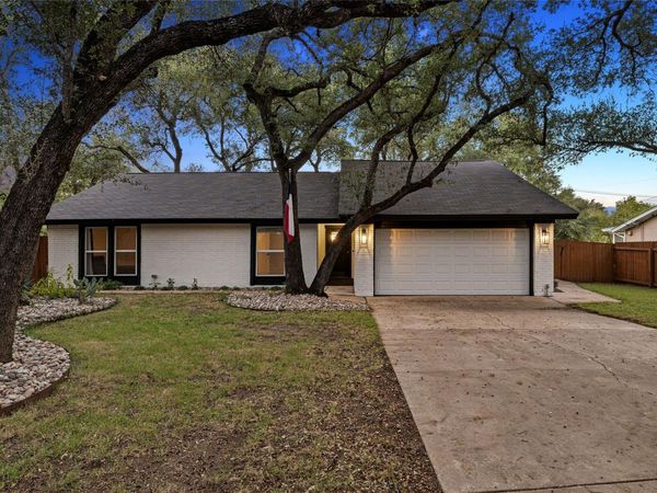 9308 Meadowheath DR , Austin, TX 78729