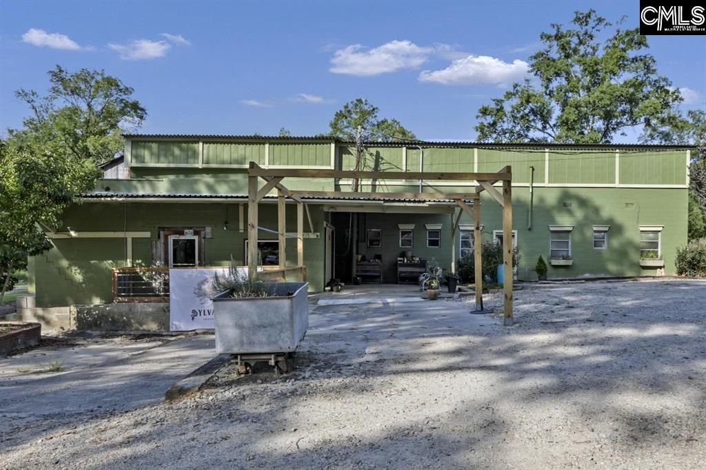 3176 Ridge Spring Highway  Photo 4