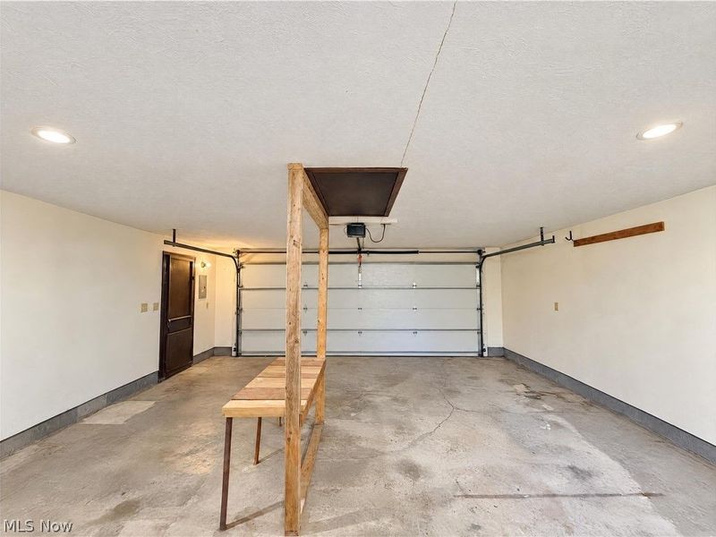 6526 Engle Road, Brook Park, OH 44142 Photo 18