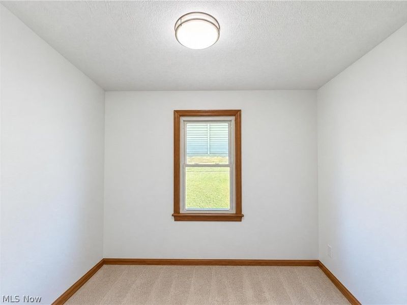 6526 Engle Road, Brook Park, OH 44142 Photo 9