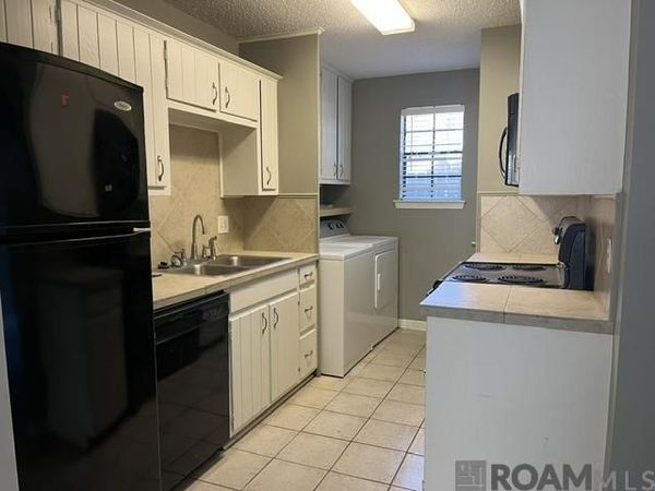 5244 Stumberg Ln, Unit #C, Baton Rouge, LA 70816