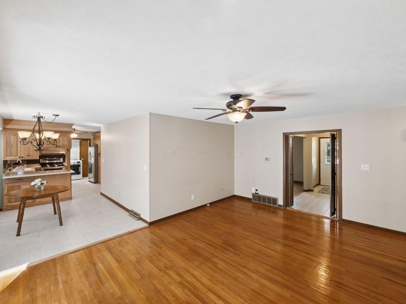 11 Somerset Road, Delaware, OH 43015 Photo 18