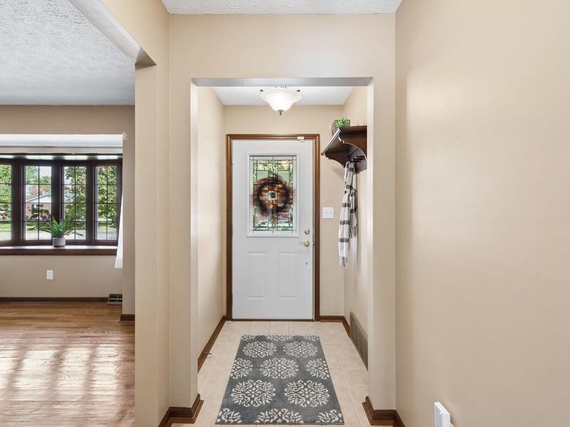 11 Somerset Road, Delaware, OH 43015 Photo 4