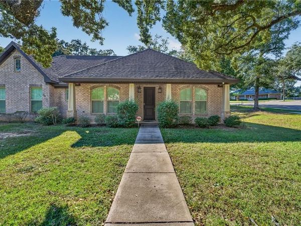 2060 Japonica Lane , Mobile, AL 36693