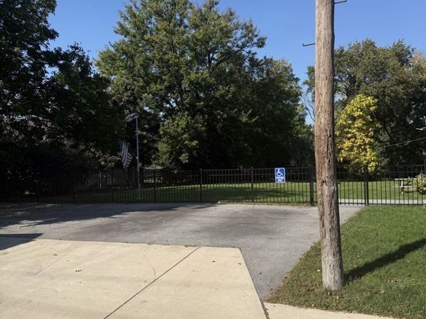 302 W Naperville Road , Westmont, IL 60559