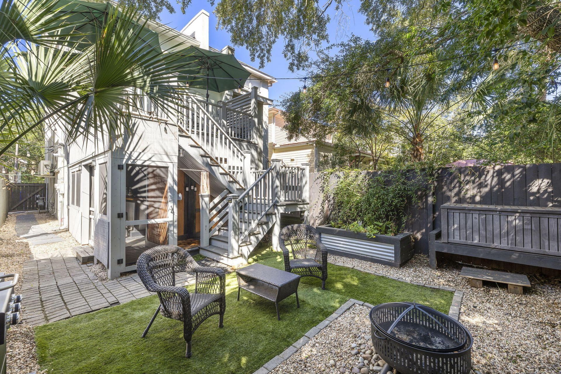 9 1/2 Halsey Street Photo 20