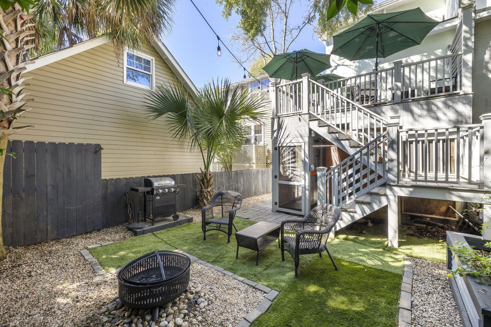 9 1/2 Halsey Street Photo 21