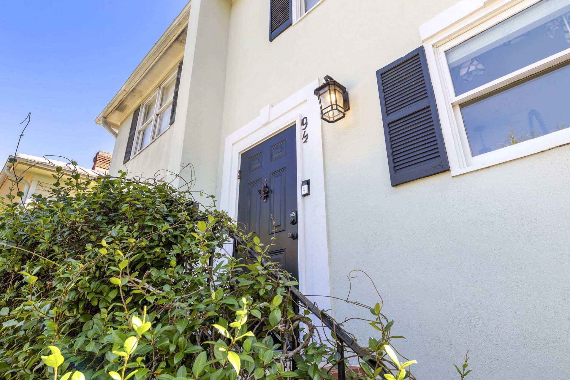 9 1/2 Halsey Street Photo 27