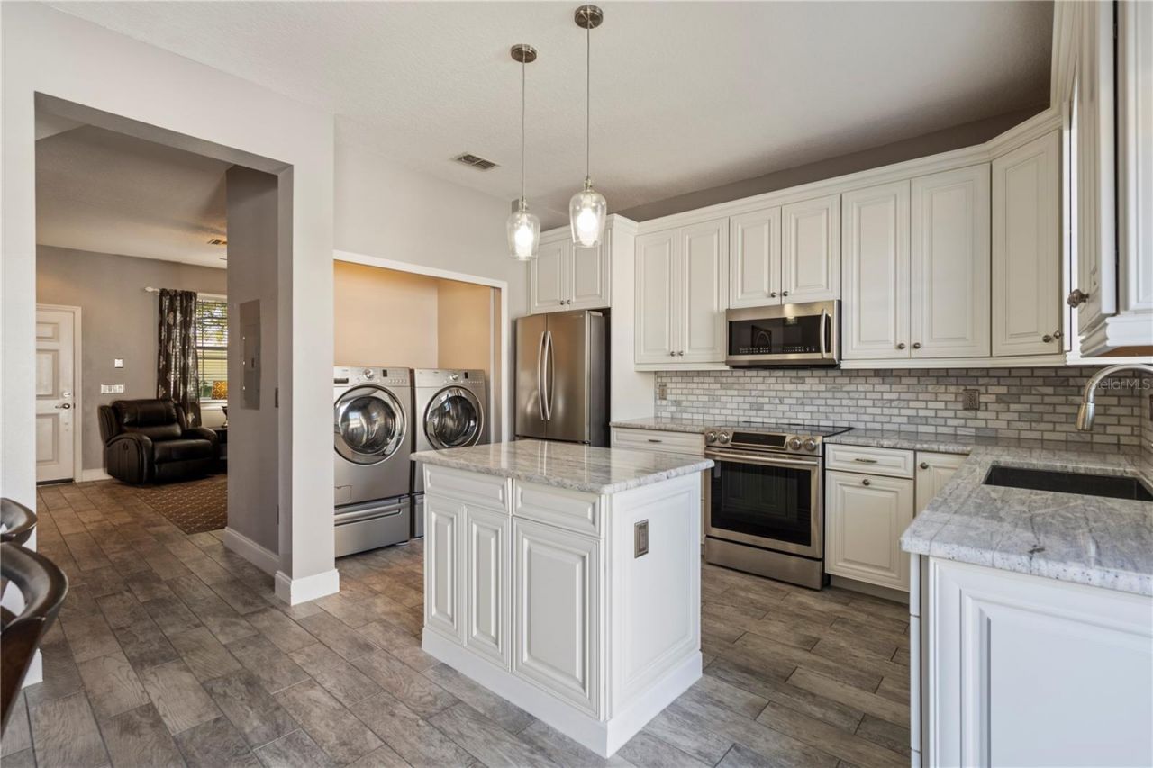 8516 Danforth Drive , Windermere, FL 34786 Photo
