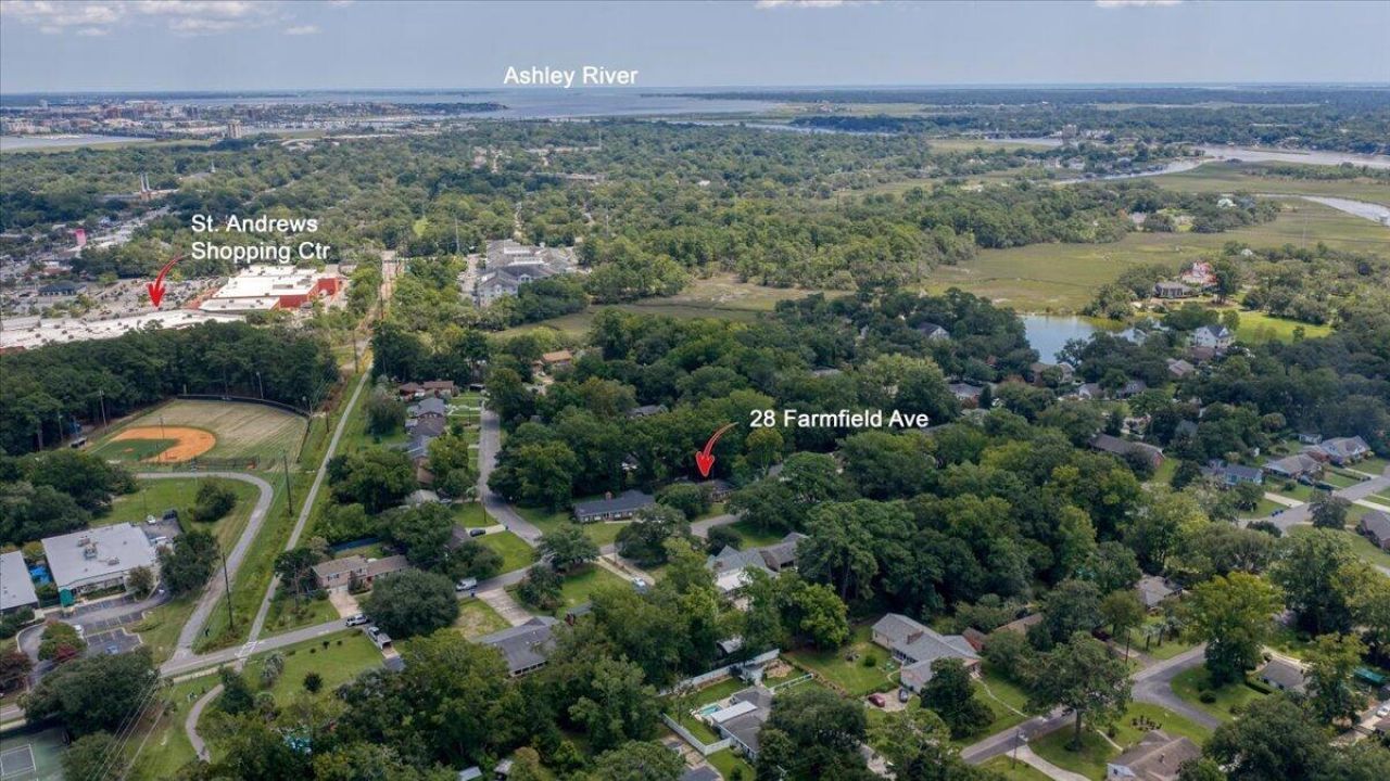 28 Farmfield Avenue Photo 48