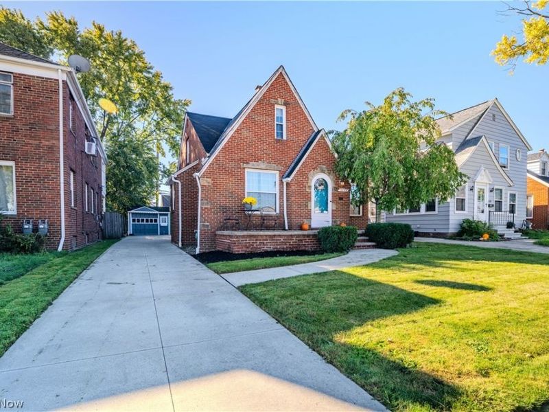 2205 Brookview Boulevard, Parma, OH 44134 Photo 10