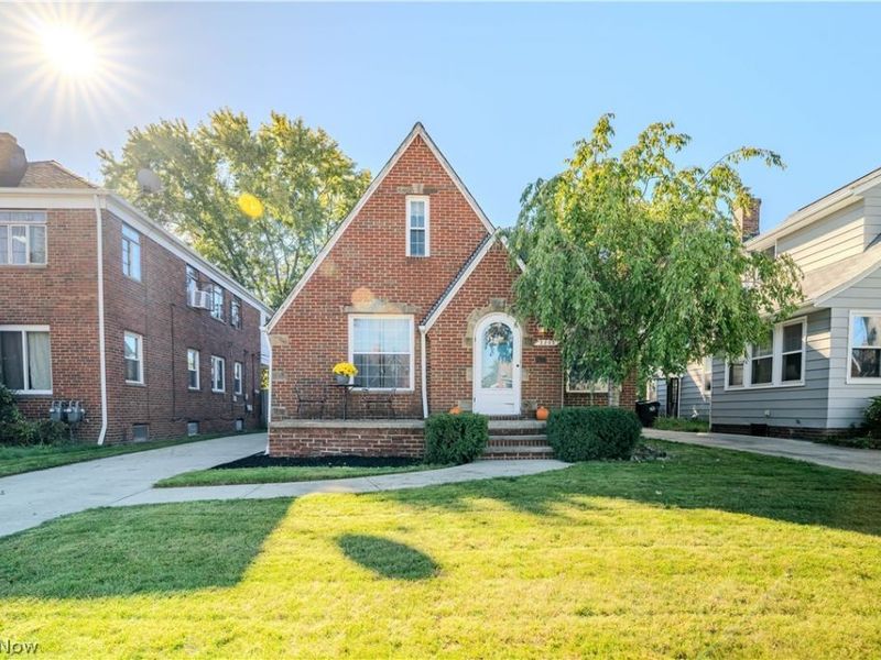 2205 Brookview Boulevard, Parma, OH 44134 Photo 7