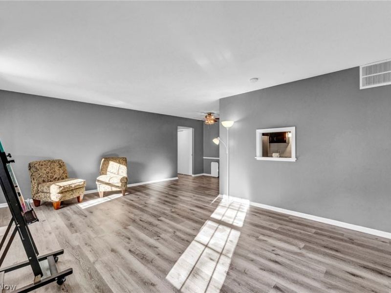 7050 Carriage Hill Drive, Unit 203, Brecksville, OH 44141 Photo 11