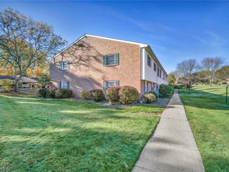 7050 Carriage Hill Drive, Unit 203, Brecksville, OH 44141 Photo 25