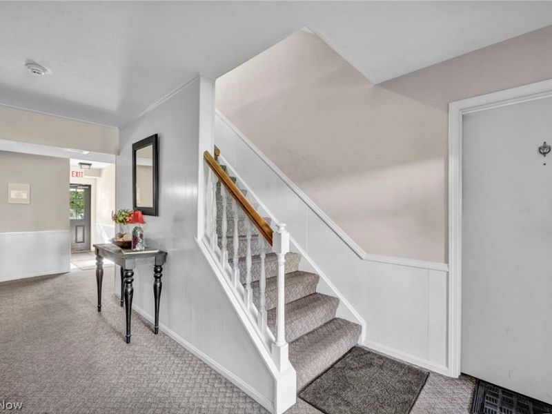 7050 Carriage Hill Drive, Unit 203, Brecksville, OH 44141 Photo 7