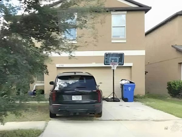 10310 Carloway Hills Drive , Other Florida, FL 33598
