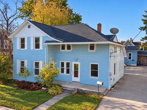 223 E FRANKLIN AVENUE, Neenah, WI 54956