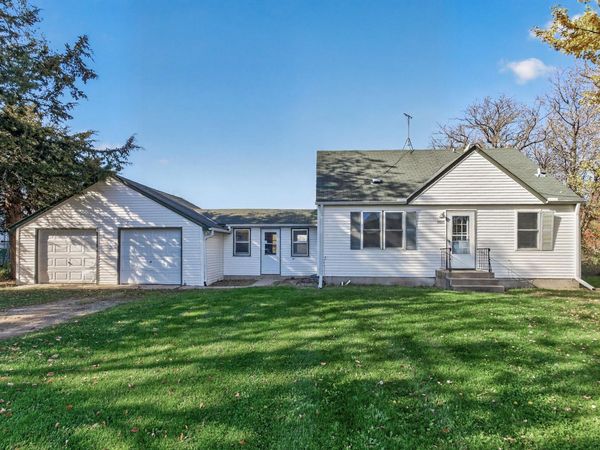 8695 Greenfield Road , Greenfield, MN 55357