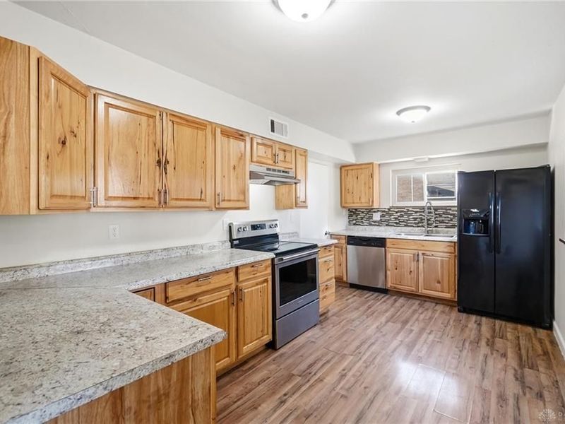 617 Winston Drive, Fairborn, OH 45324 Photo 13