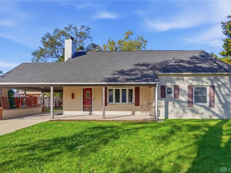 617 Winston Drive, Fairborn, OH 45324 Photo 2