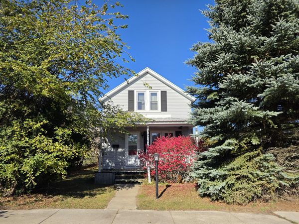 1007 Ogemaw Street, Grayling, MI 49738
