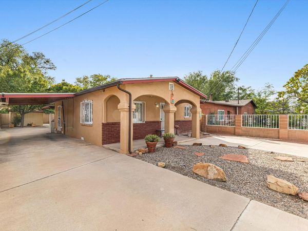 1834 Sunset Gardens Road SW, Albuquerque, NM 87105