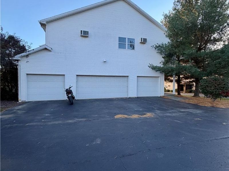 3649 Indian Run Drive, Unit 4, Canfield, OH 44406 Photo 24